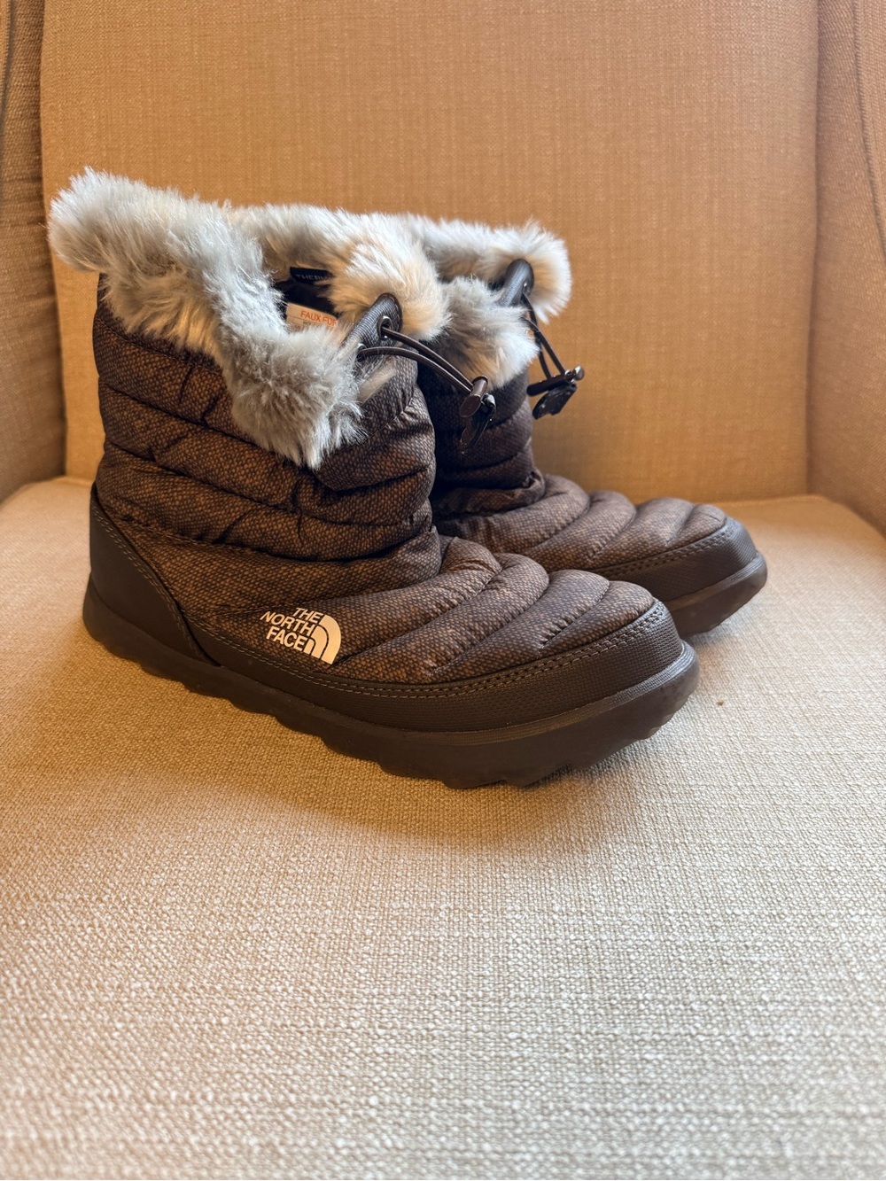 NWOT The North Face Thermoball Microbaffle Bootie II Winter Boots Brown Fur 10